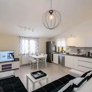  Apartment App Prodan Kroatien
